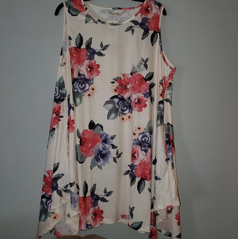 Gorgeous floral swing tunic!